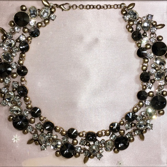 Jeweled wreath necklace - Picture 1 of 3